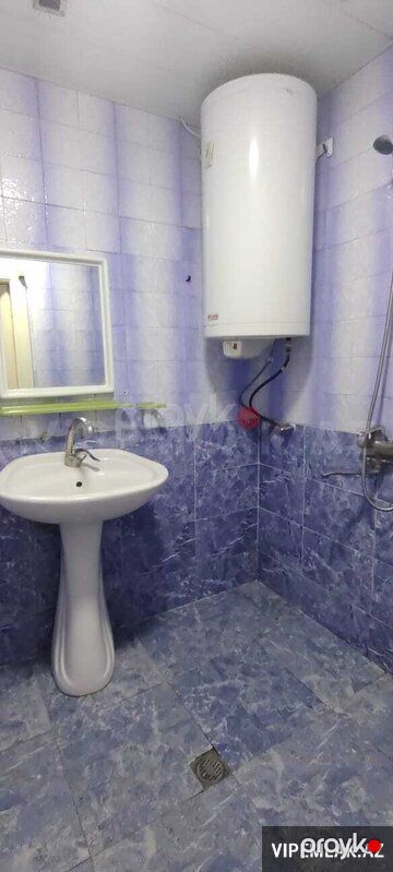 Nizami rayonunda 2 otaqlı Köhnə tikili Satılır, 65 m² — Mənzil, Bakı (7)