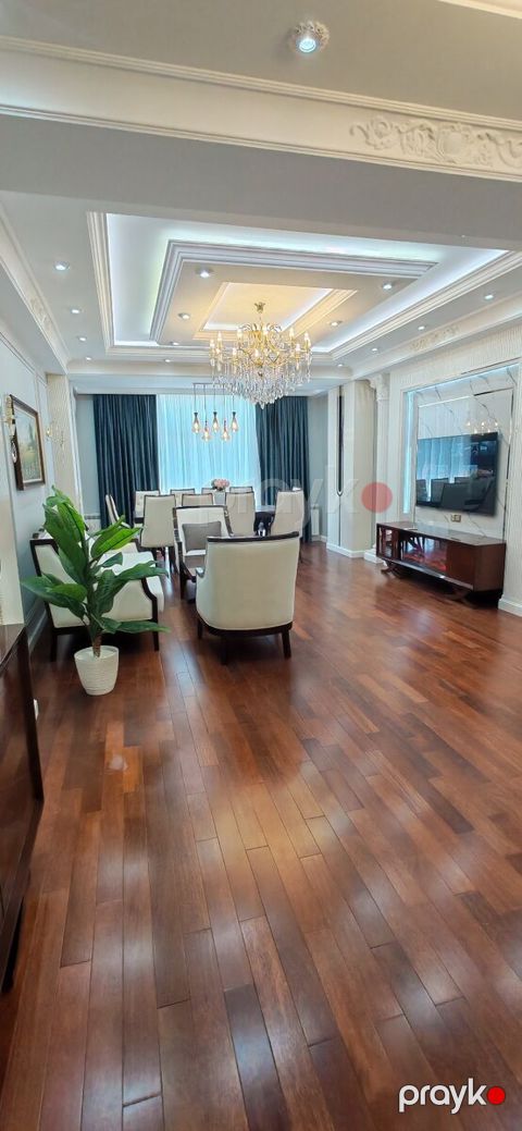 4-otaqlı yeni tikili, N. Nərimanov r., 174 m² — Bakı
