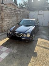 Mercedes E 240, 2.4 L, 1999 il, 439 350 km — Avtomobillər