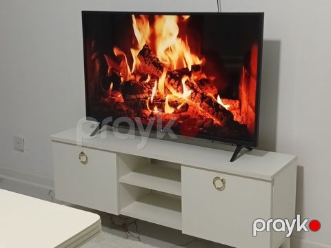 Mebel: Ağ rəngdə TV stendi (TV altlığı) - Minimalist dizayn, müasir — Mehdiabad