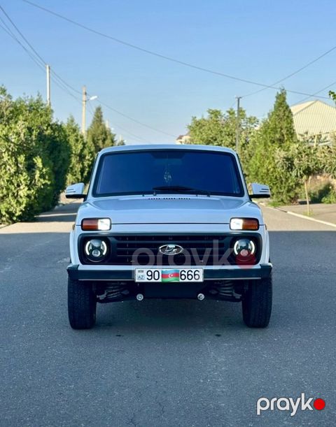 Lada (VAZ) Niva, 1.7 L, 2016 il, 111 713 km — Gəncə
