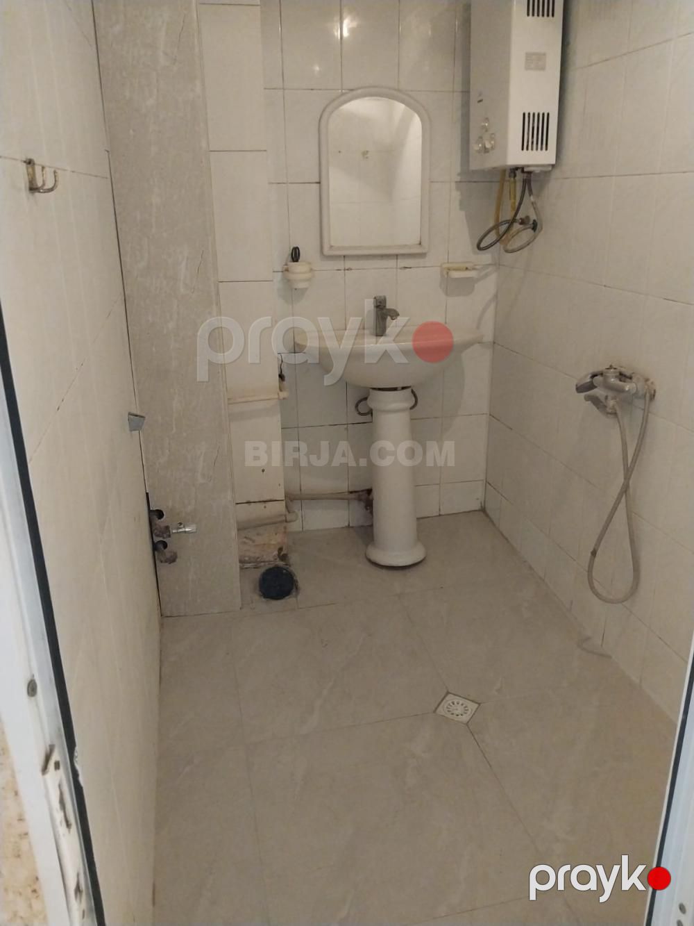 Satılır 1 otaqlı, 8 mkr — Ofis (10)