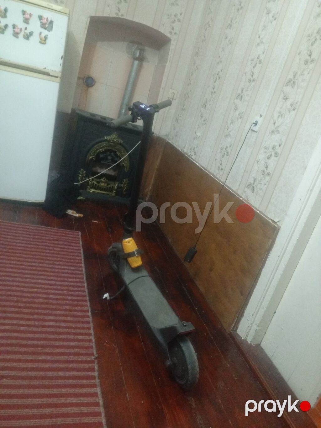 İşlənmiş Elektrik samokat 12", 751 - 1000 Vt, 26 - 35 km/s, Ünvandan götürmə — Skuterlər, Bakı (7)