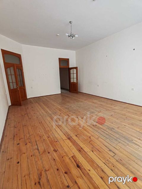 Ofis icarəyə verilir, Qara Qarayev pr — Bakı