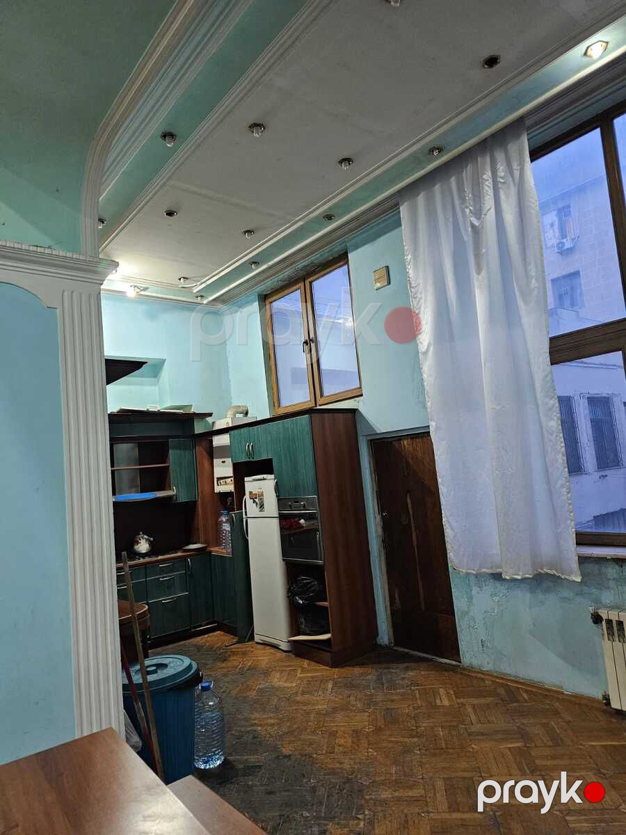 Satılır 6 otaqlı köhnə tikili 250 m² — Mənzil, Bakı (11)