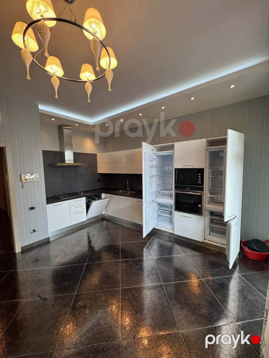 Satılır 3 otaqlı yeni tikili 140 m² — Mənzil, Bakı (9)