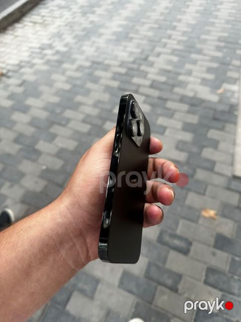 IPhone 15 Pro, Qara, Face ID — Bakı