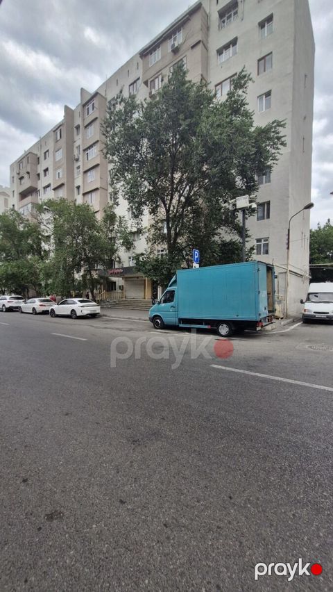 3-otaqlı mənzil, Alı Mustafayev küç., 90 m² — Bakı