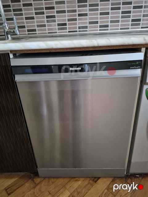 Blomberg qabyuyan maşın – inşa edilən model Xüsusiyyətlər