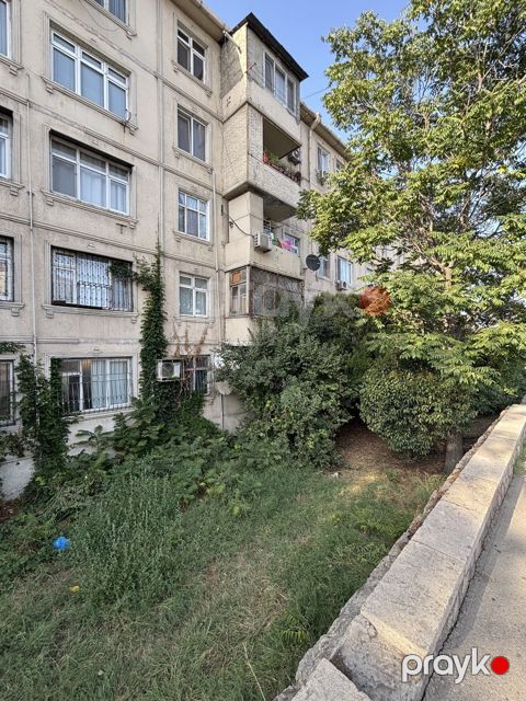 Satılır 3 otaqlı köhnə tikili 45 m² — Bakı