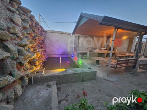 Satılır 3 otaqlı həyət evi/bağ evi 110 m² — Bakı