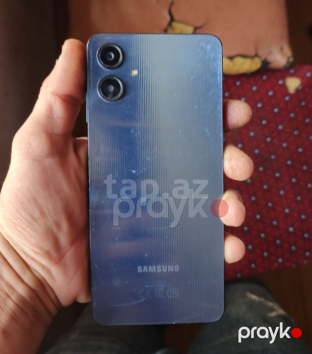 Samsung Galaxy A06, rəng - Göy, Qırıq — Samsung, Saray (2)