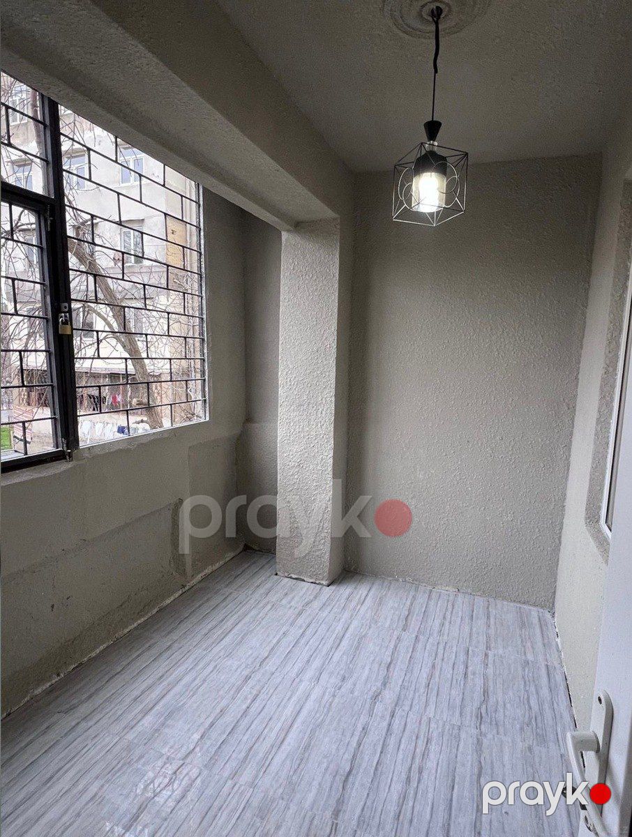 Satılır 4 otaqlı köhnə tikili 110 m² — Mənzil, Bakı (4)