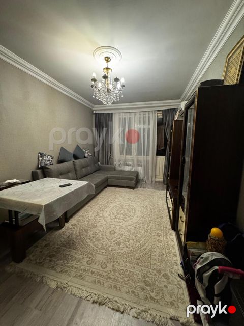 Satılır 2 otaqlı köhnə tikili 55 m² — Bakı