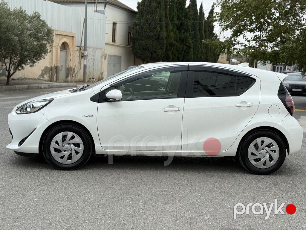 Toyota Aqua, 1.5 L, 0.9 kWh, 2020 il, 113 562 km — Avtomobillər, Bakı (11)
