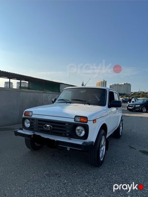 Lada (VAZ) Niva, 1.7 L, 2024 il, 43 000 km — Bakı
