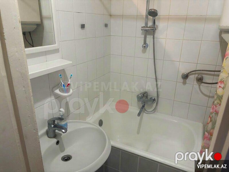 Xətai rayonunda 3 otaqlı Köhnə tikili Kirayə verilir, 90 m² — Mənzil, Bakı (5)