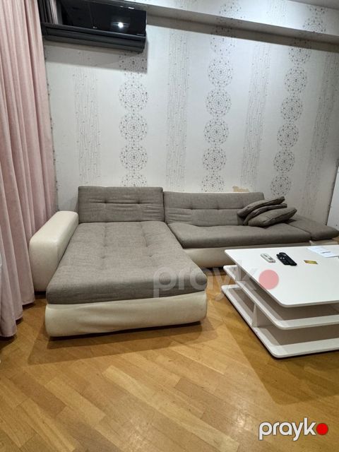 Künc divan — Bakı