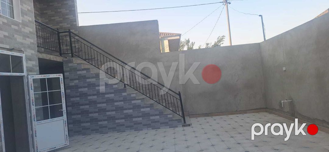 Satılır 4 otaqlı həyət evi/bağ evi 110 m² — Ev, villa, Bakı (2)