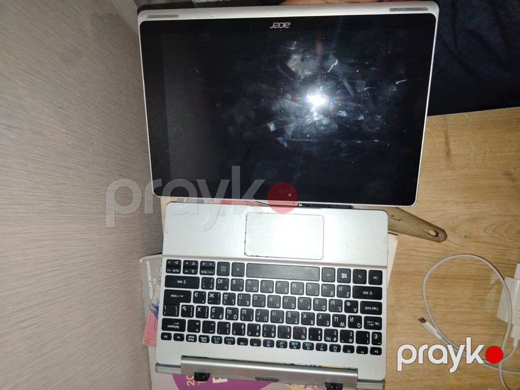 Acer planşet-noutbuk 32 yaddaş 2 ram - Marka/model: Acer Iconia — Acer, Gəncə (2)
