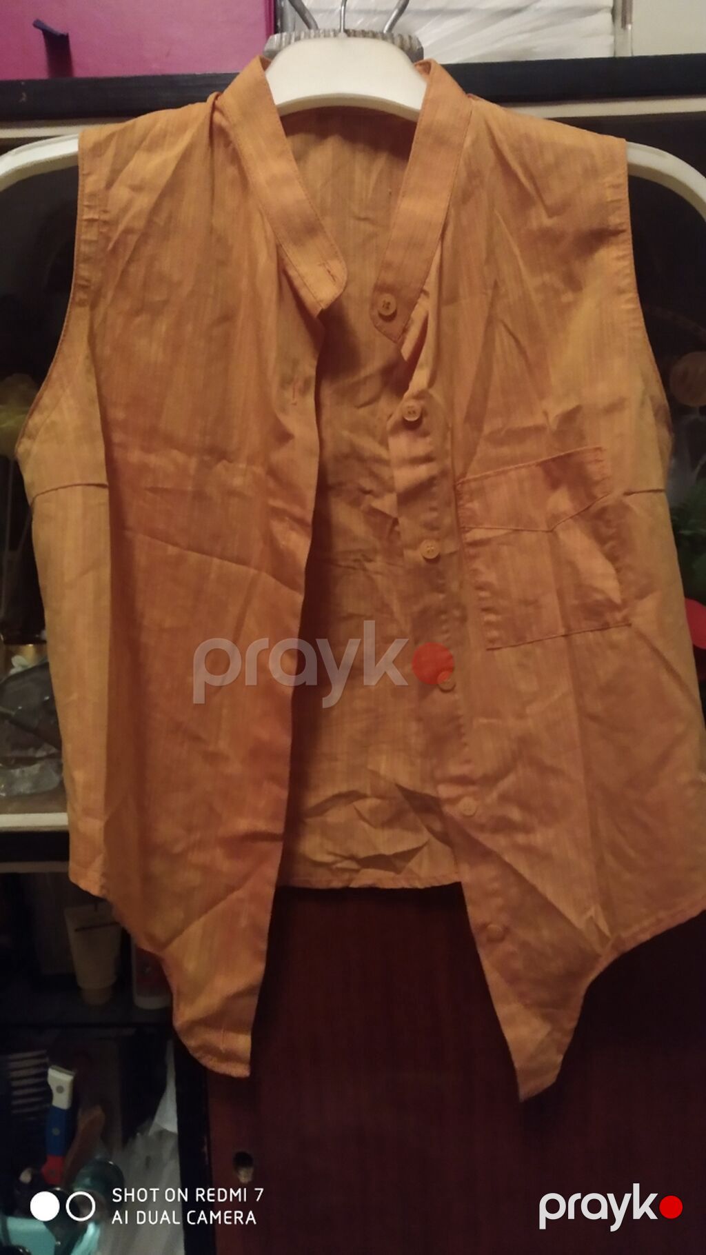 Qadın üst geyimləri dəsti Məhsul təsviri: - Ağ qısaqollu T‑shirt: Ön — Kostyum, Bakı (4)
