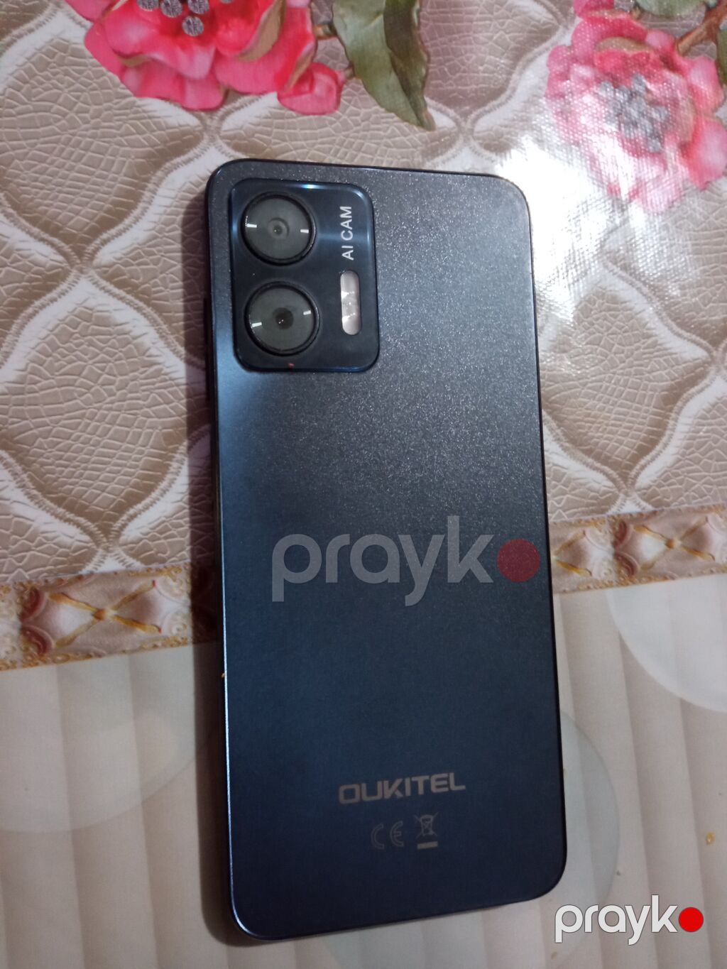 Oukitel smartfon - Ekran: iri ölçülü su damcısı tipli çentikli — Digər smartfonlar, Bakı (2)