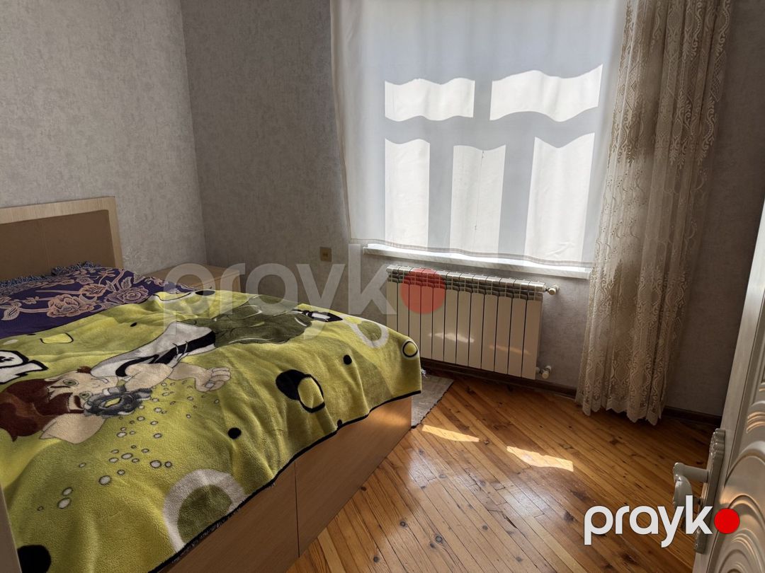 Satılır 4 otaqlı həyət evi/bağ evi 250 m² — Ev, villa, Bakı (3)