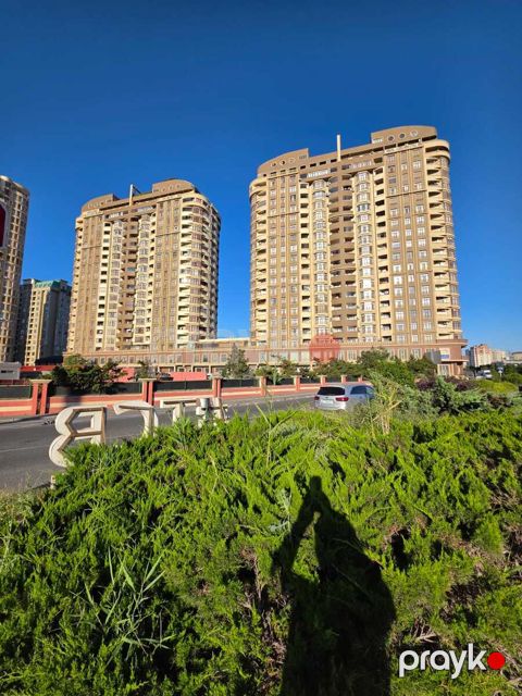 Satılır 3 otaqlı yeni tikili 165 m² — Bakı