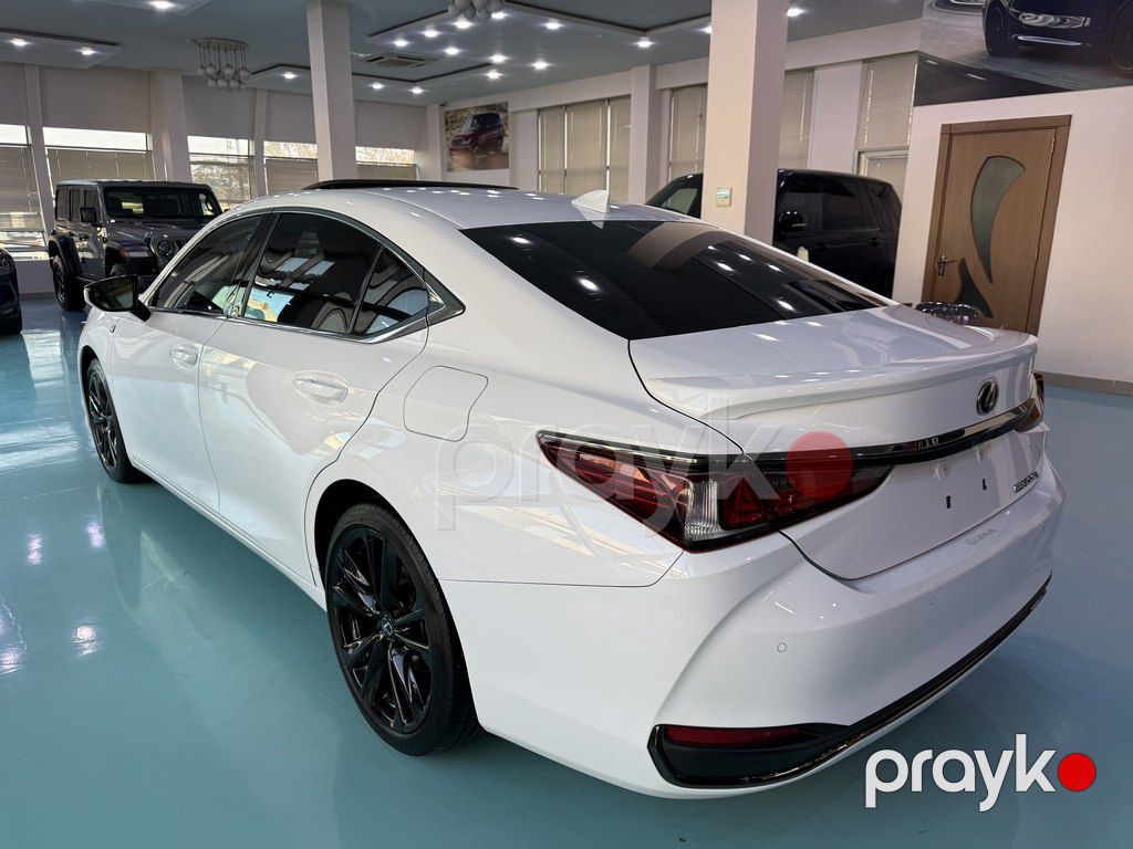 Lexus ES 300h, 2.5 L, 1.3 kWh, 2023 il, 31 000 km — Avtomobillər, Bakı (6)
