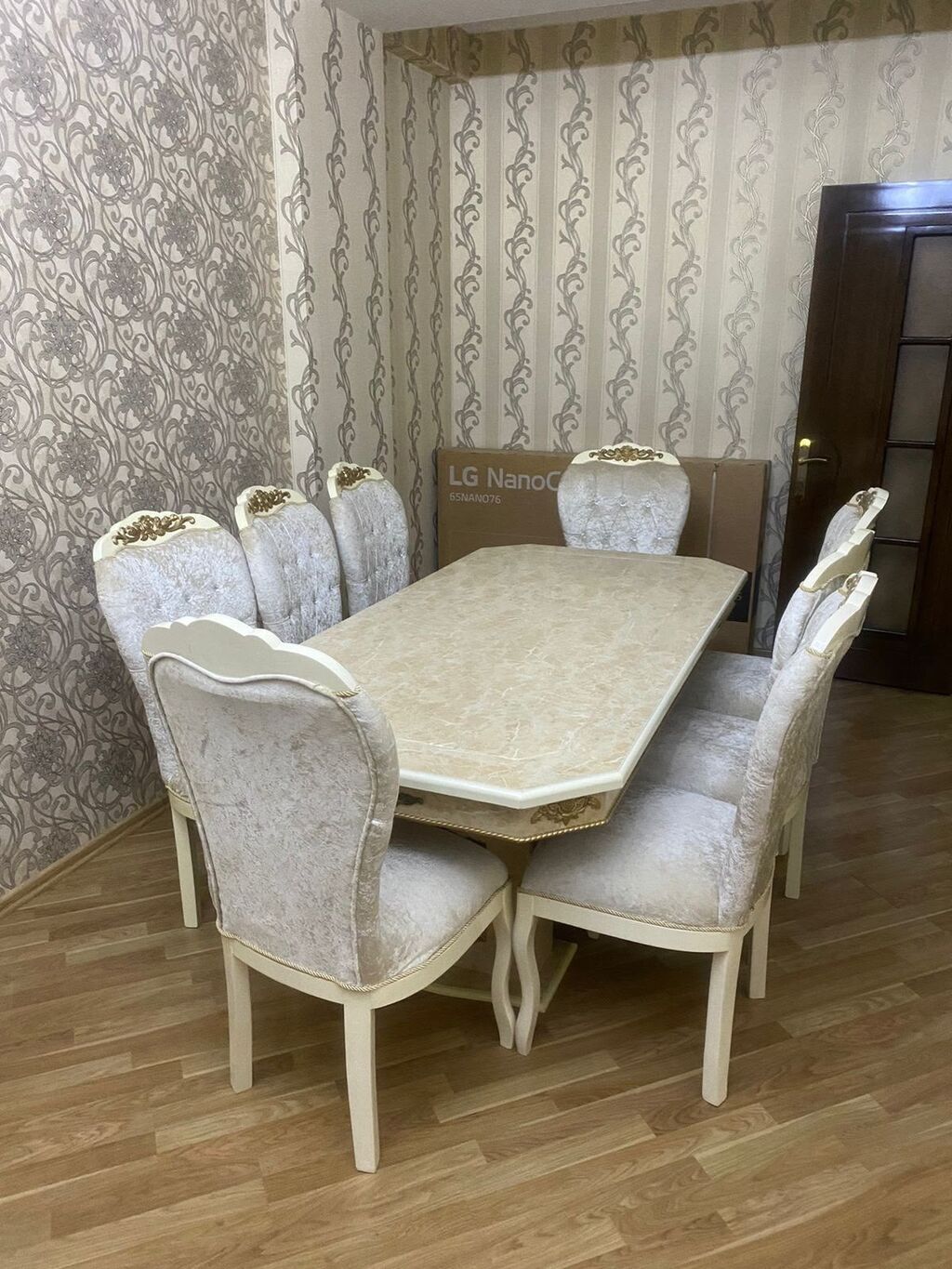 Masa desti. 480azn. 8 stulla yaxsi veziyyetde ünvan Yasamal *Tehi — Masalar və stullar, Mehdiabad
