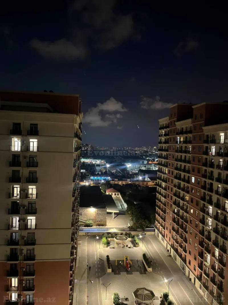 Satılır 2 otaqlı Mənzil Yeni tikili 62 m² Bakı, Binəqədi r., Dərnəgül m., 7-ci mikrorayon — Bakı