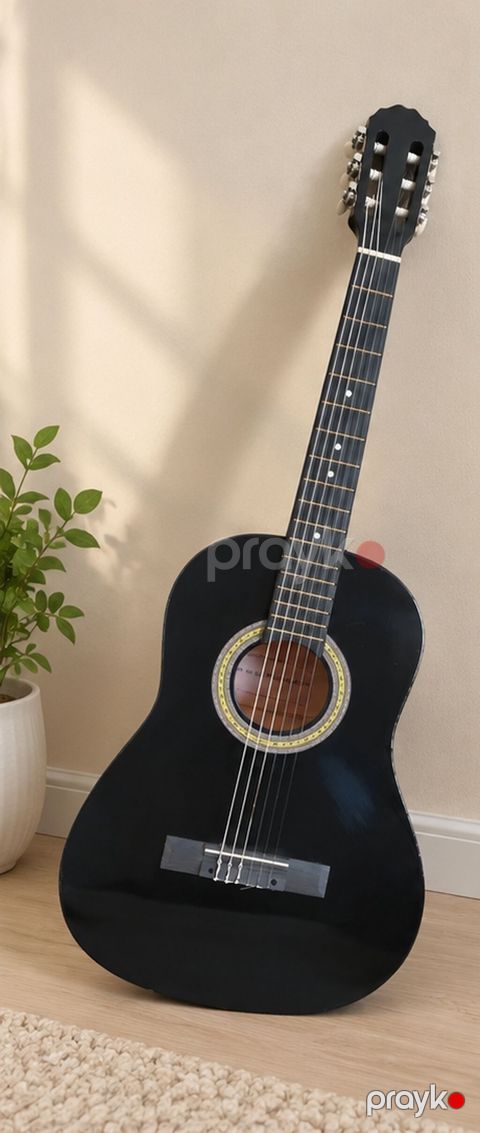 Klassik gitara yeni kimidi teze alinib 2 ay deyil alinib isdifade — Digah