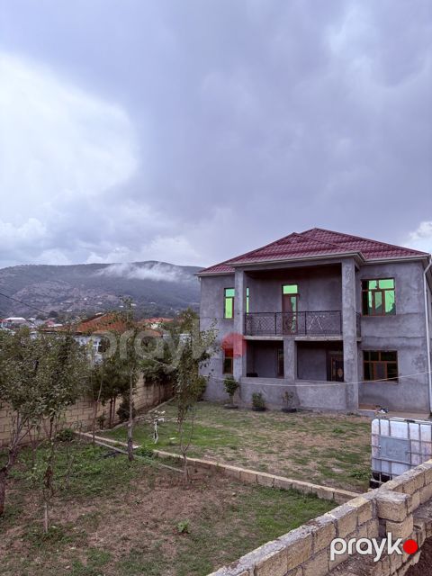 Satılır 4 otaqlı həyət evi/bağ evi 120 m² — Lerik