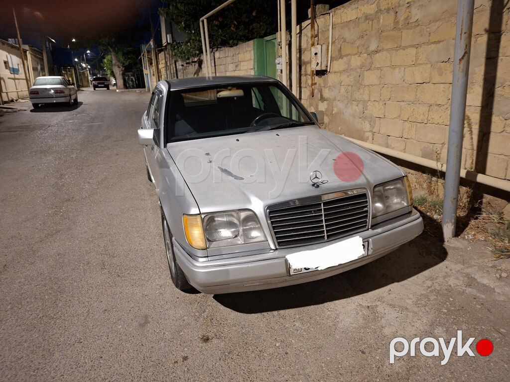 Mercedes 220 E, 2.2 L, 1993 il, 426 000 km — Avtomobillər, Bakı (4)