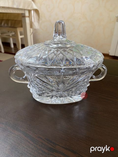 Konfet qabı — Bakı