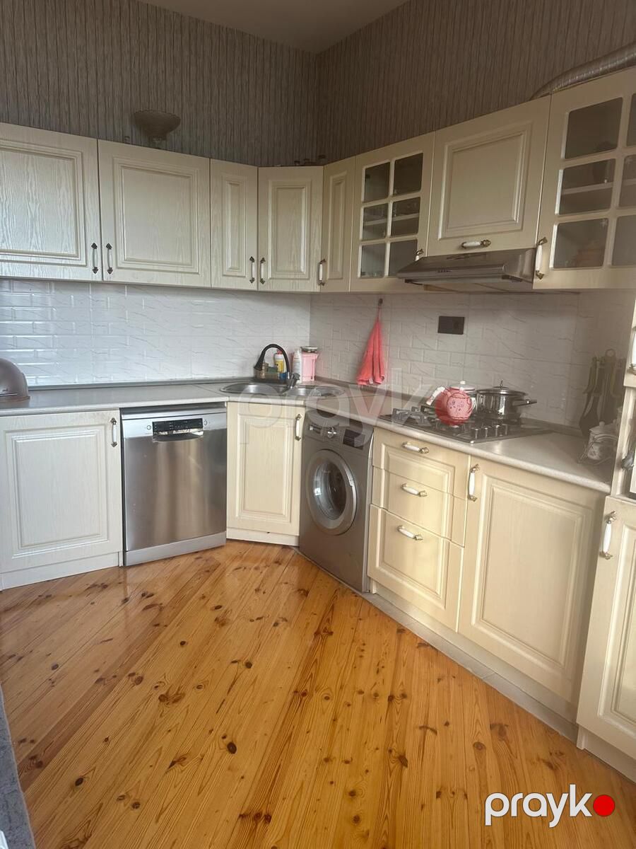Satılır 4 otaqlı həyət evi/bağ evi 200 m² — Ev, villa, Bakı (6)