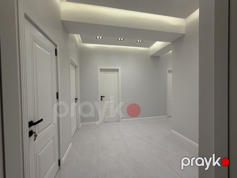 Satılır 3 otaqlı yeni tikili 90 m² — Bakı