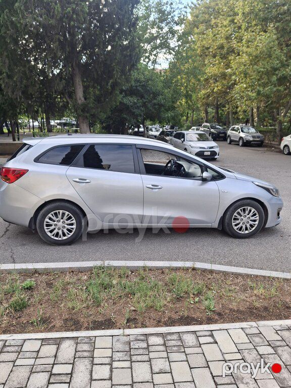 Kia Ceed SW, 1.6 L, 2017 il, 301 000 km — Avtomobillər, Bakı (4)