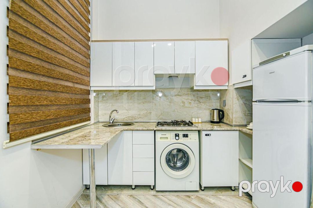 Satılır 2 otaqlı köhnə tikili 60 m² — Mənzil, Bakı (8)