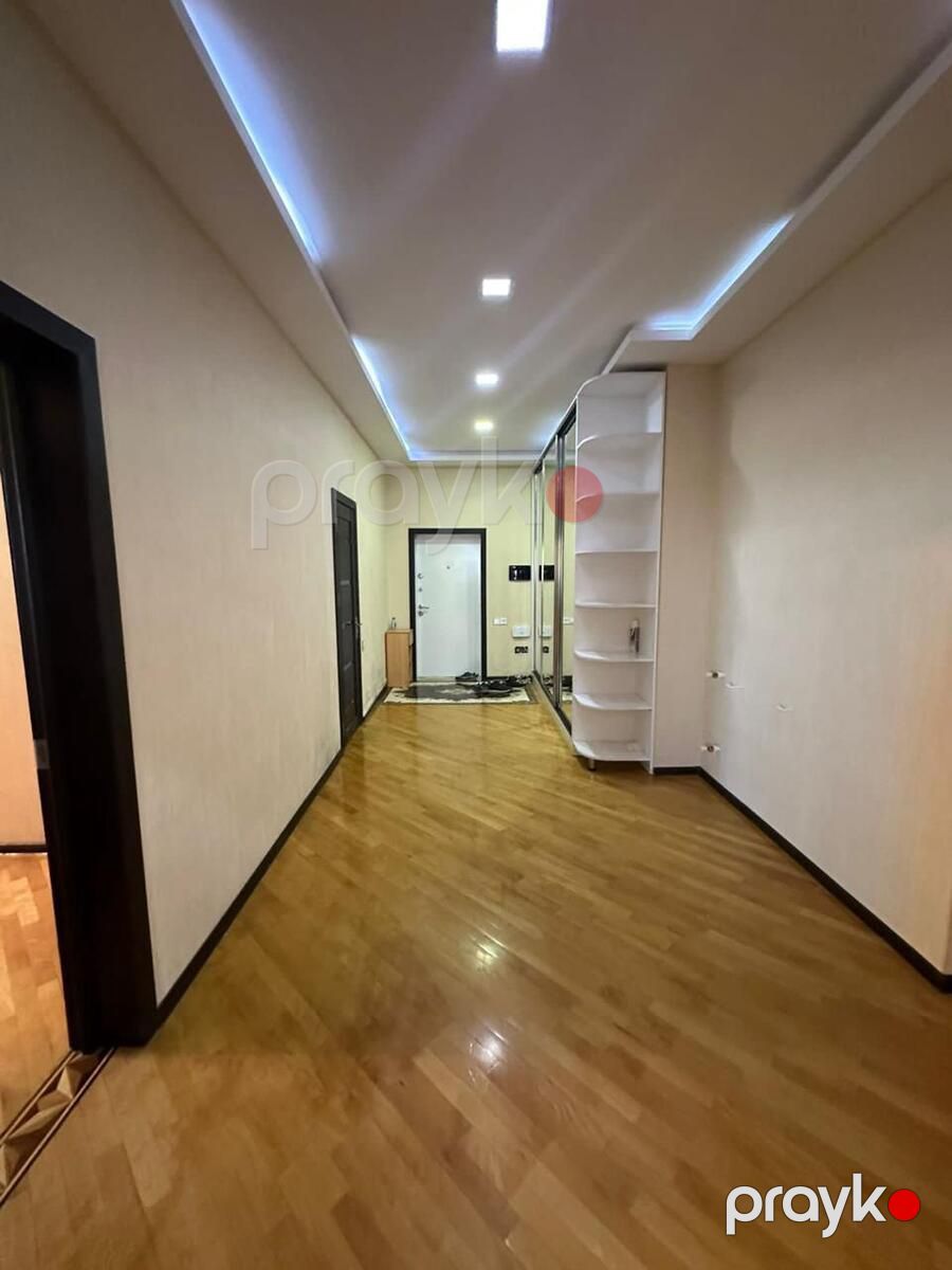 Satılır 4 otaqlı yeni tikili 140 m² — Mənzil, Bakı (7)