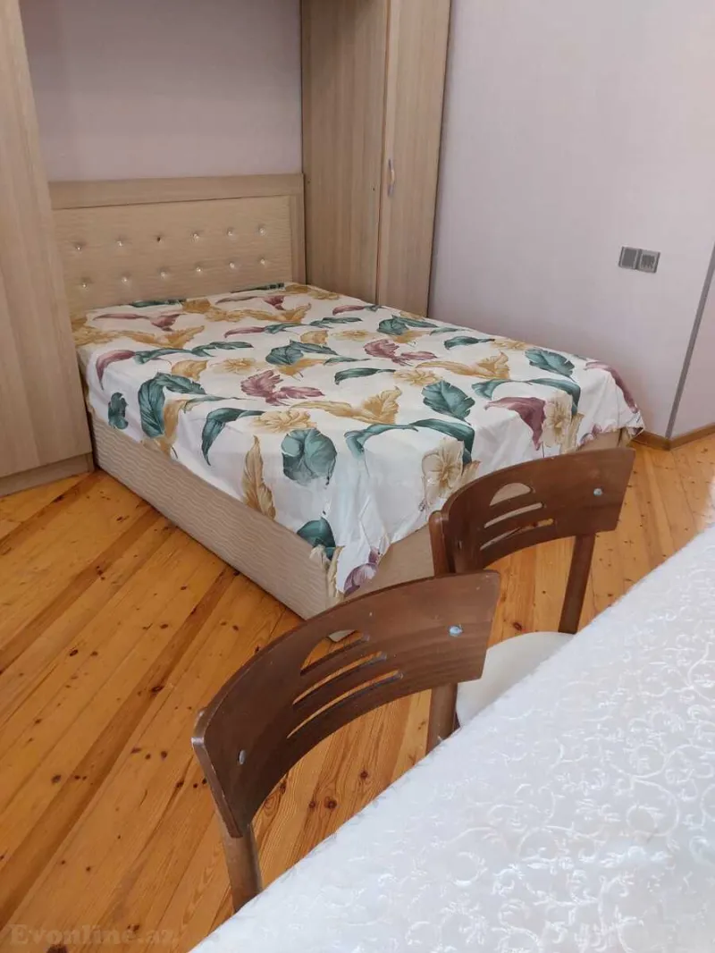 Satılır 3 otaqlı Mənzil Köhnə tikili 45 m² Bakı, Səbail r — Mənzil, Bakı (8)