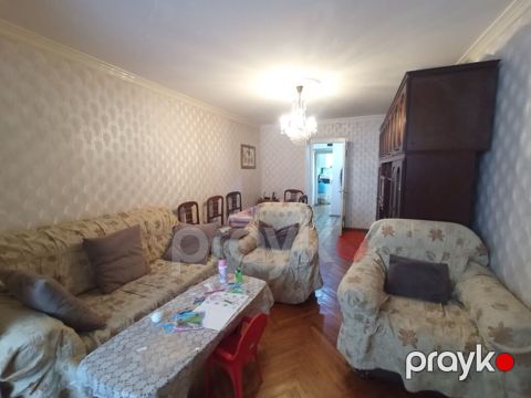 Bakı, Yasamal, 3 otaqlı, Köhnə tikili, m. İnşaatçılar, 75 kv. m — Bakı