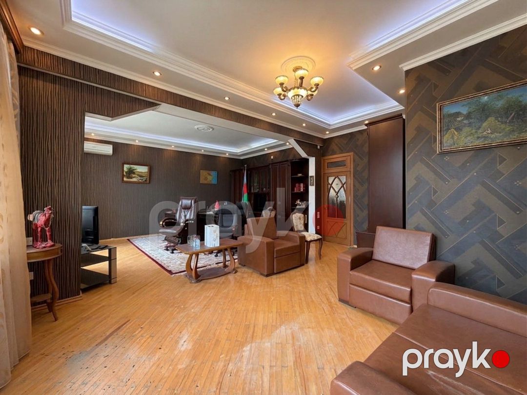 Satılır 7 otaqlı həyət evi/bağ evi 400 m² — Ev, villa, Bakı (12)