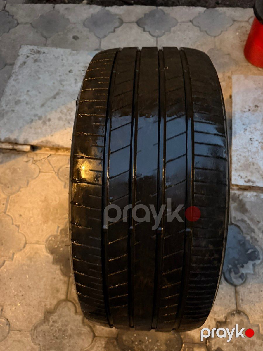 Toyota Camry şinləri 235 40 R19 — Ehtiyat hissələri və aksesuarlar, Bakı (12)