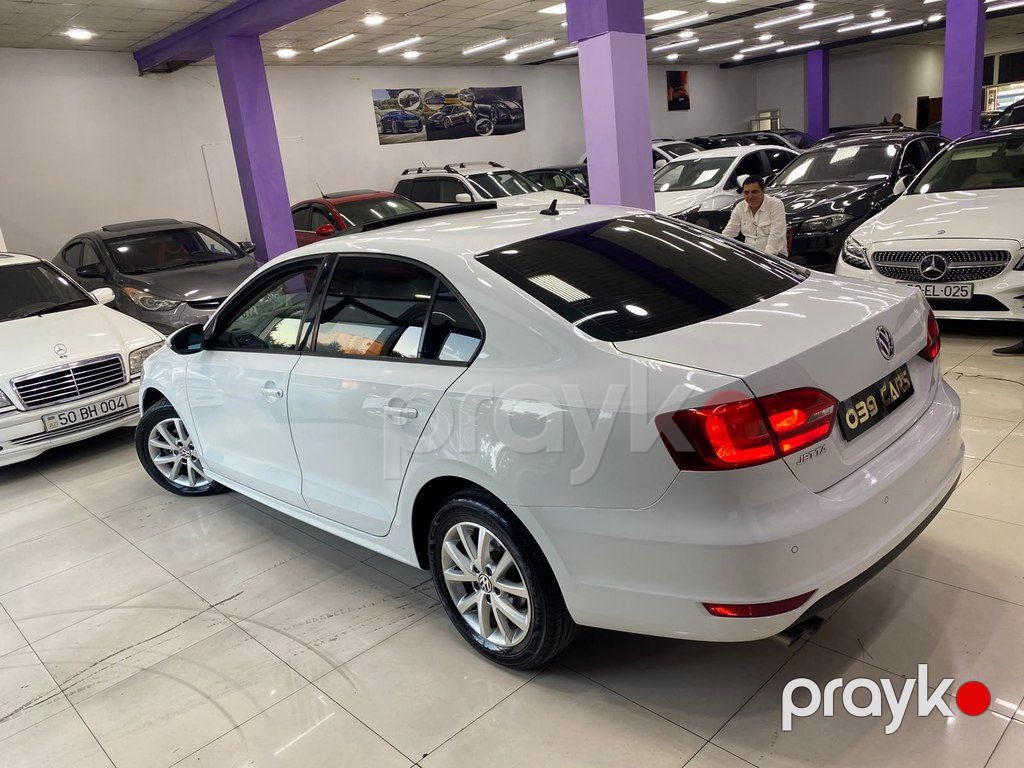 Volkswagen Jetta, 2.0 L, 2014 il, 201 000 km — Avtomobillər, Sumqayıt (4)