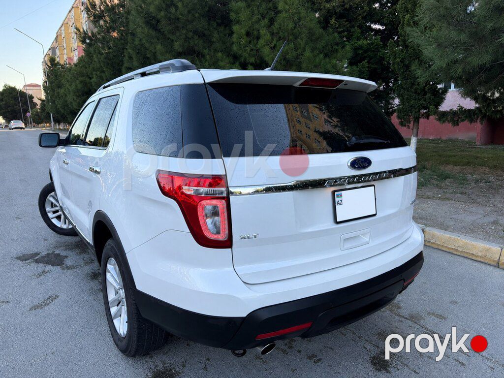Ford Explorer, 3.5 L, 2015 il, 220 000 km — Avtomobillər, Bakı (6)