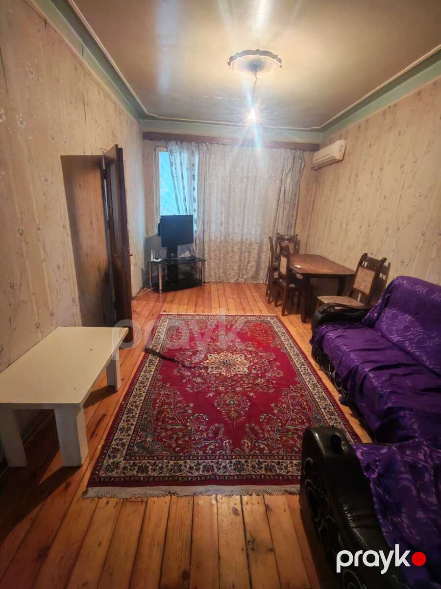 Satılır 2 otaqlı köhnə tikili 55 m² — Mənzil, Bakı (2)