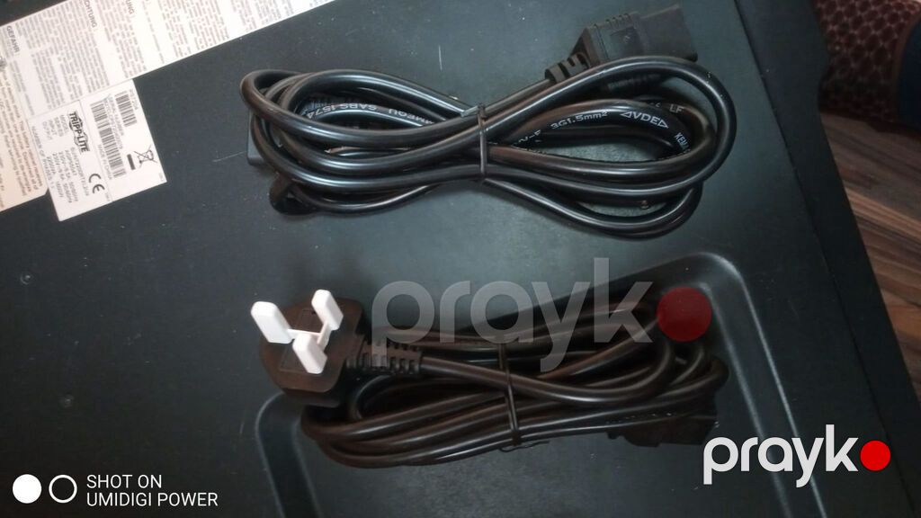 Tripp Lite Модель: SUINT2200 RTXL2U Güc - 2200 VA (1600 Vt) Giriş — Şəbəkə və server avadanlığı, Bakı (4)