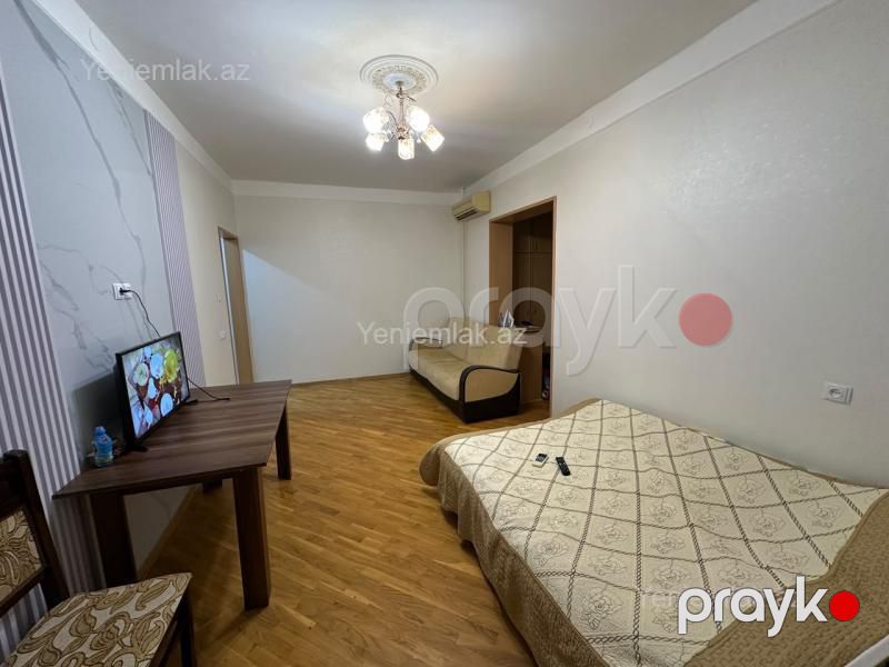 Satılır 2 otaqlı Bina evi menzil (Köhnə tikili), 45 m², Nizami rayonu — Mənzil, Bakı (2)