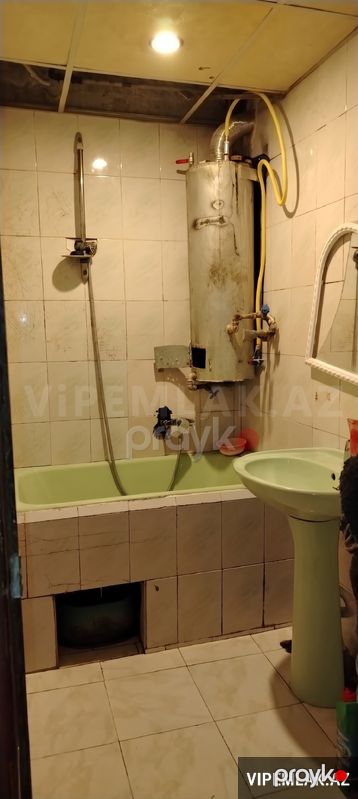 Xətai rayonunda 2 otaqlı Köhnə tikili Satılır, 70 m² — Mənzil, Bakı (7)